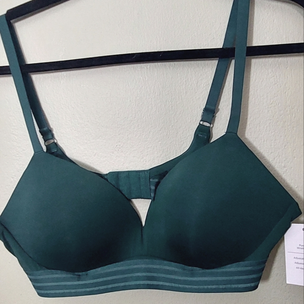 NWT emerald green pushup bra